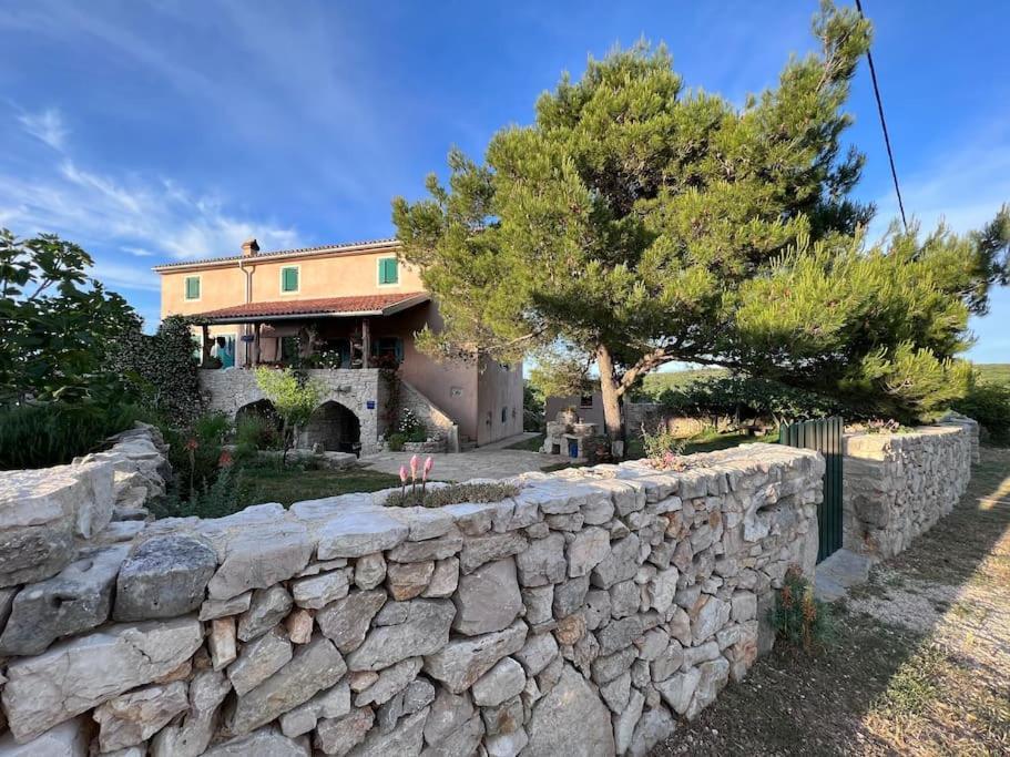 Holiday Apartment Nerezine Dış mekan fotoğraf