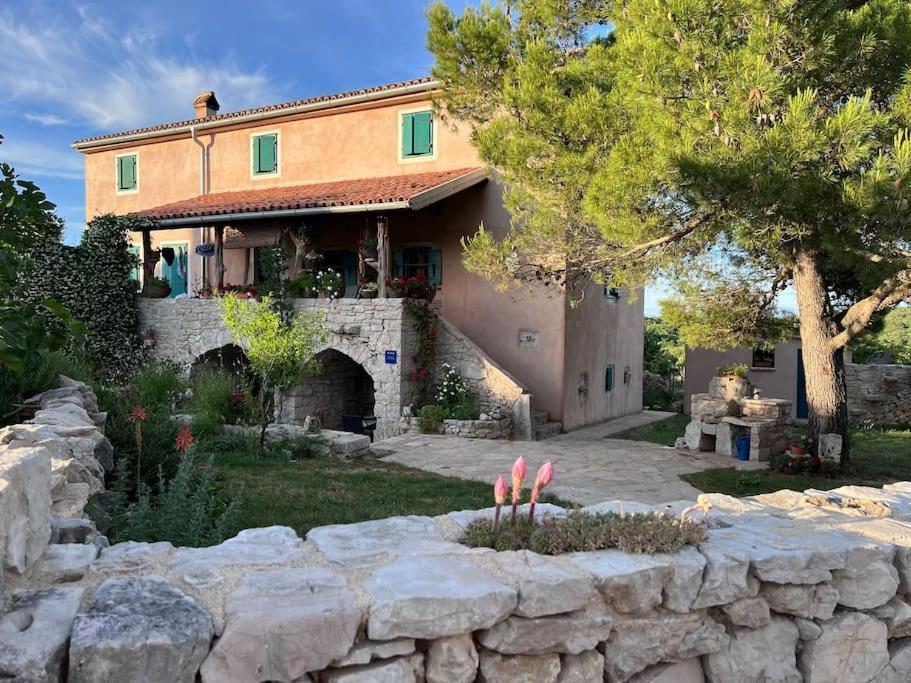 Holiday Apartment Nerezine Dış mekan fotoğraf