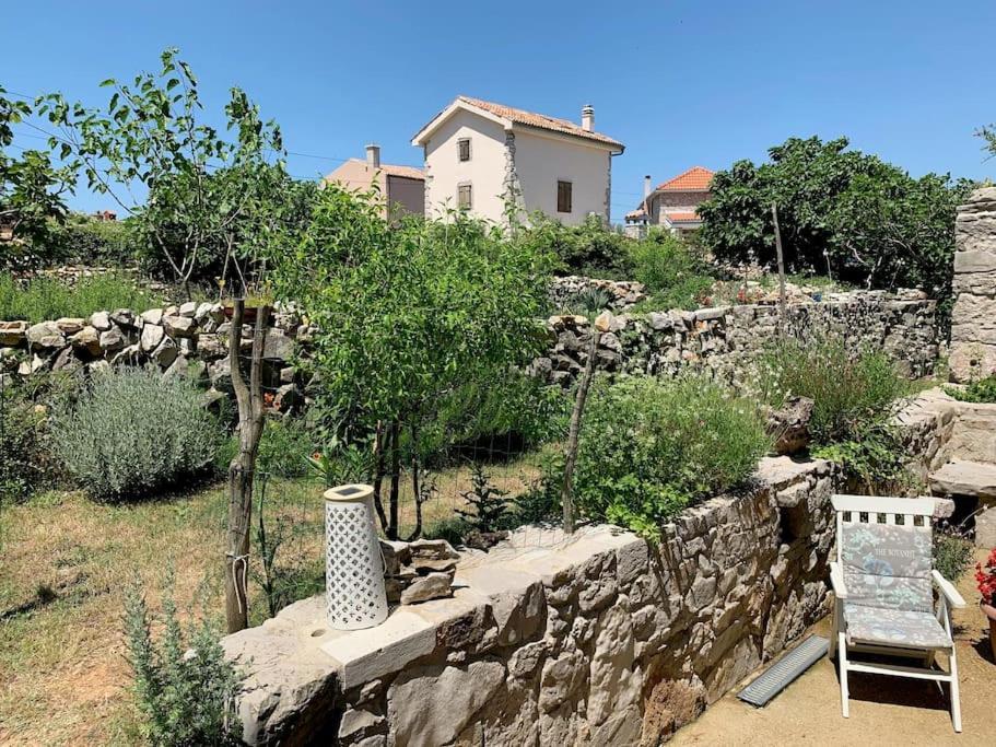 Holiday Apartment Nerezine Dış mekan fotoğraf