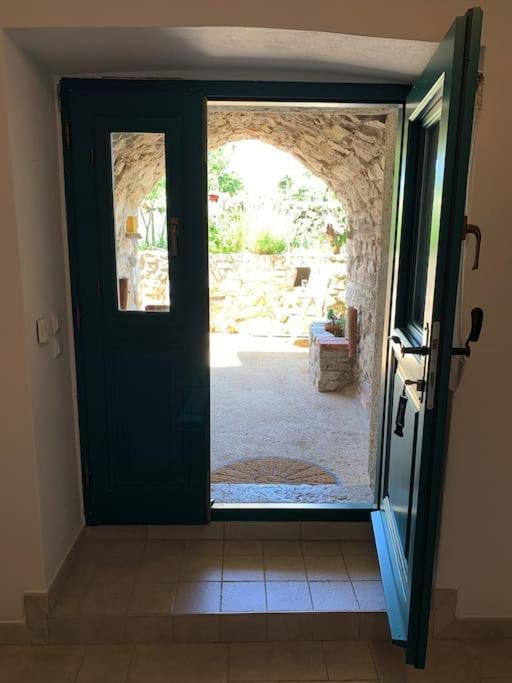 Holiday Apartment Nerezine Dış mekan fotoğraf